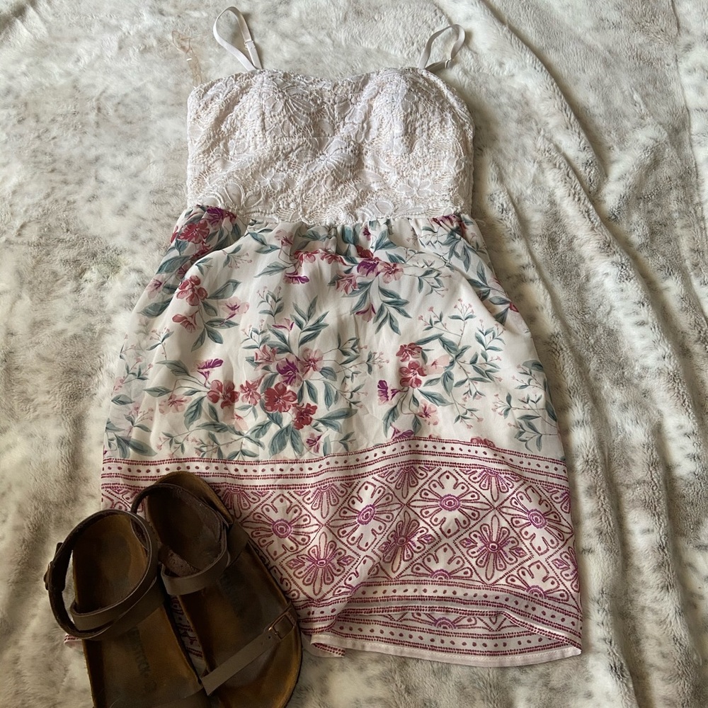 Spaghetti strap floral and lace dress